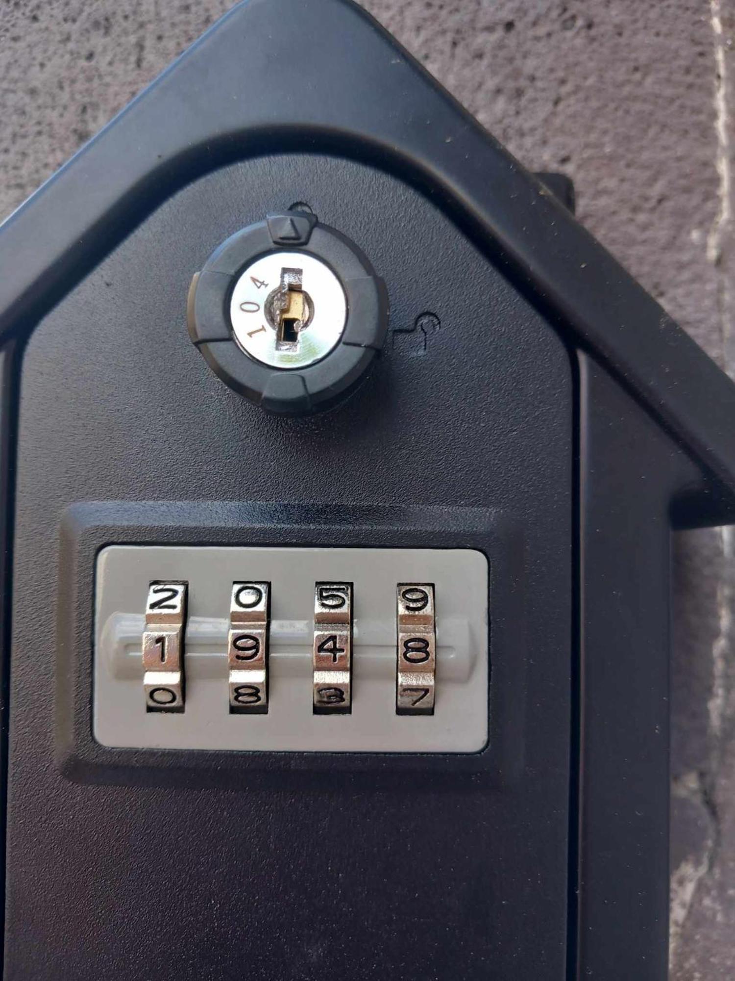 L'Appart De Babou Rez De Chaussee Parking Free Draps Wifi Thiers Exterior foto